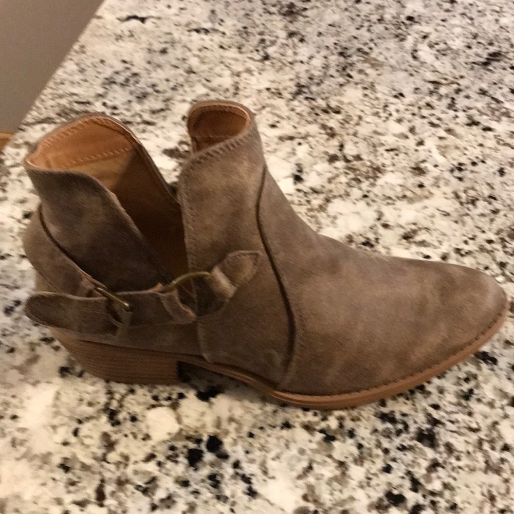 Booties - Picture 2 of 5